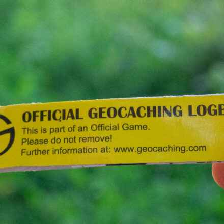 20230920-geocaching-dont-remove-part-of-an-officcial-game-dsc09406.jpg