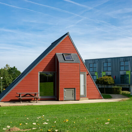 20231010-chalets-ferienwohnungen-sporthouse-hintergrund-worriken-an-van-rie-dsc09826-1-scaled.jpg